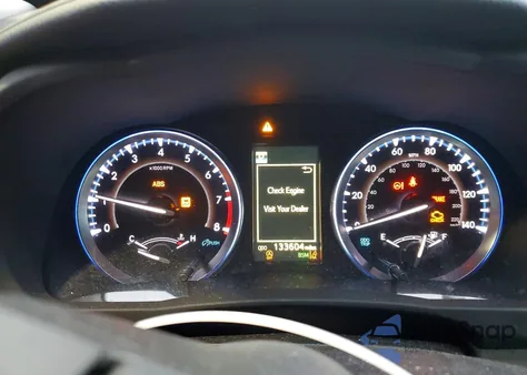 2019 Toyota Highlander Limited z USA, uszkodzony, nr VIN 5TDYZRFH9KS345053